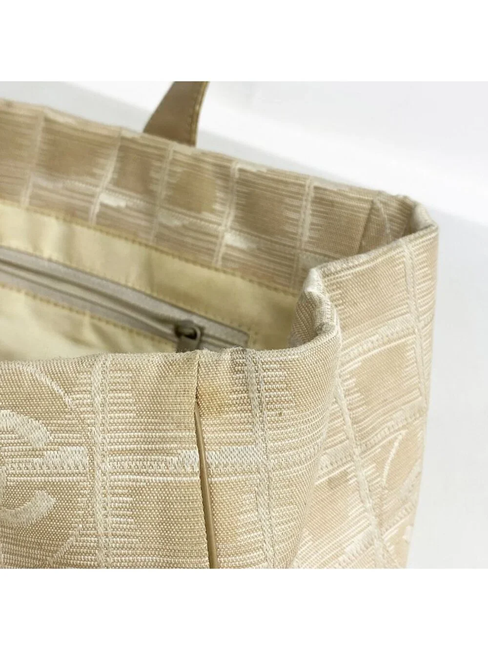 Chanel tote bag